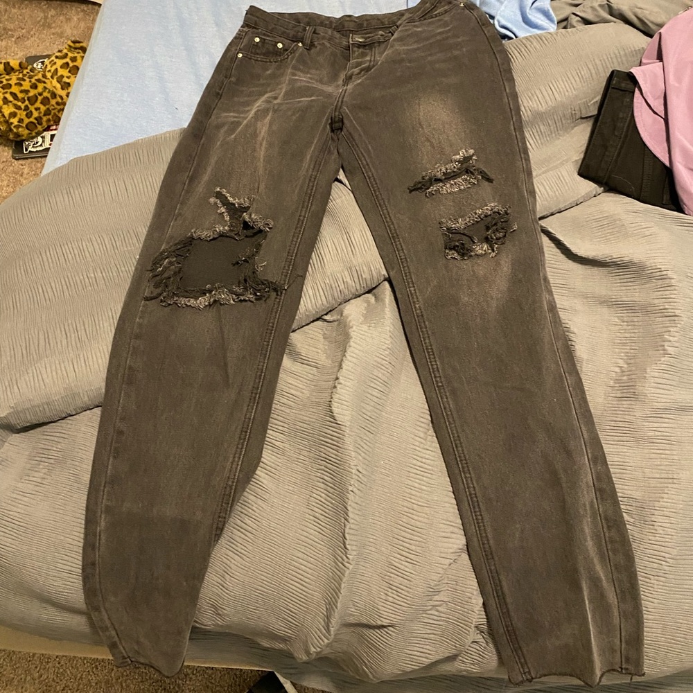 Black ripped book cut jeans